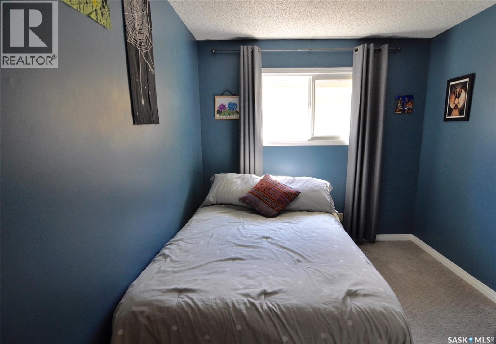 407 Wathaman Crescent, Saskatoon, Saskatchewan  S7K 4P8 - Photo 29 - SK046094