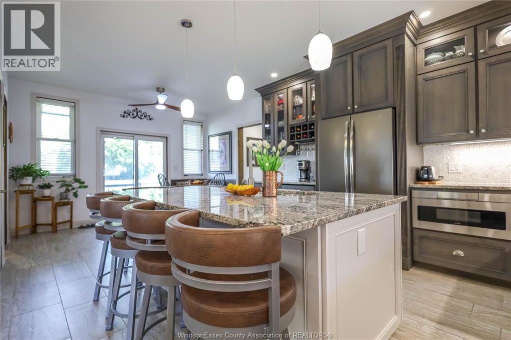 345b Robson Road, Leamington, Ontario  N8H 5G6 - Photo 6 - 26020206