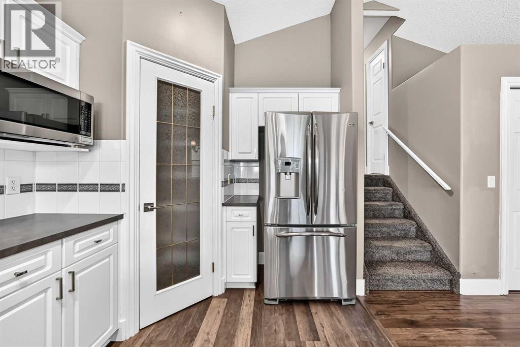 37 Chaparral Ridge Link Se, Calgary, Alberta  T2X 3M7 - Photo 5 - A2334819