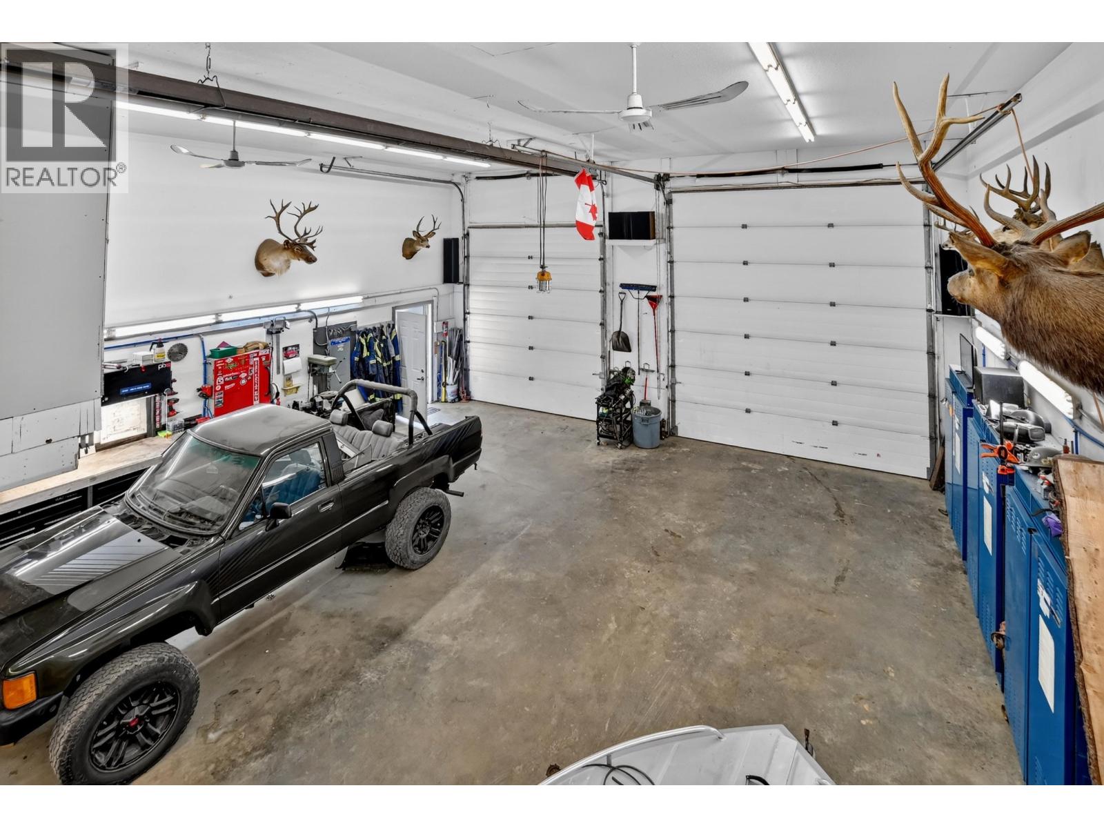 4260 Muermann Road, Prince George, British Columbia  V2K 5X1 - Photo 38 - R3157508