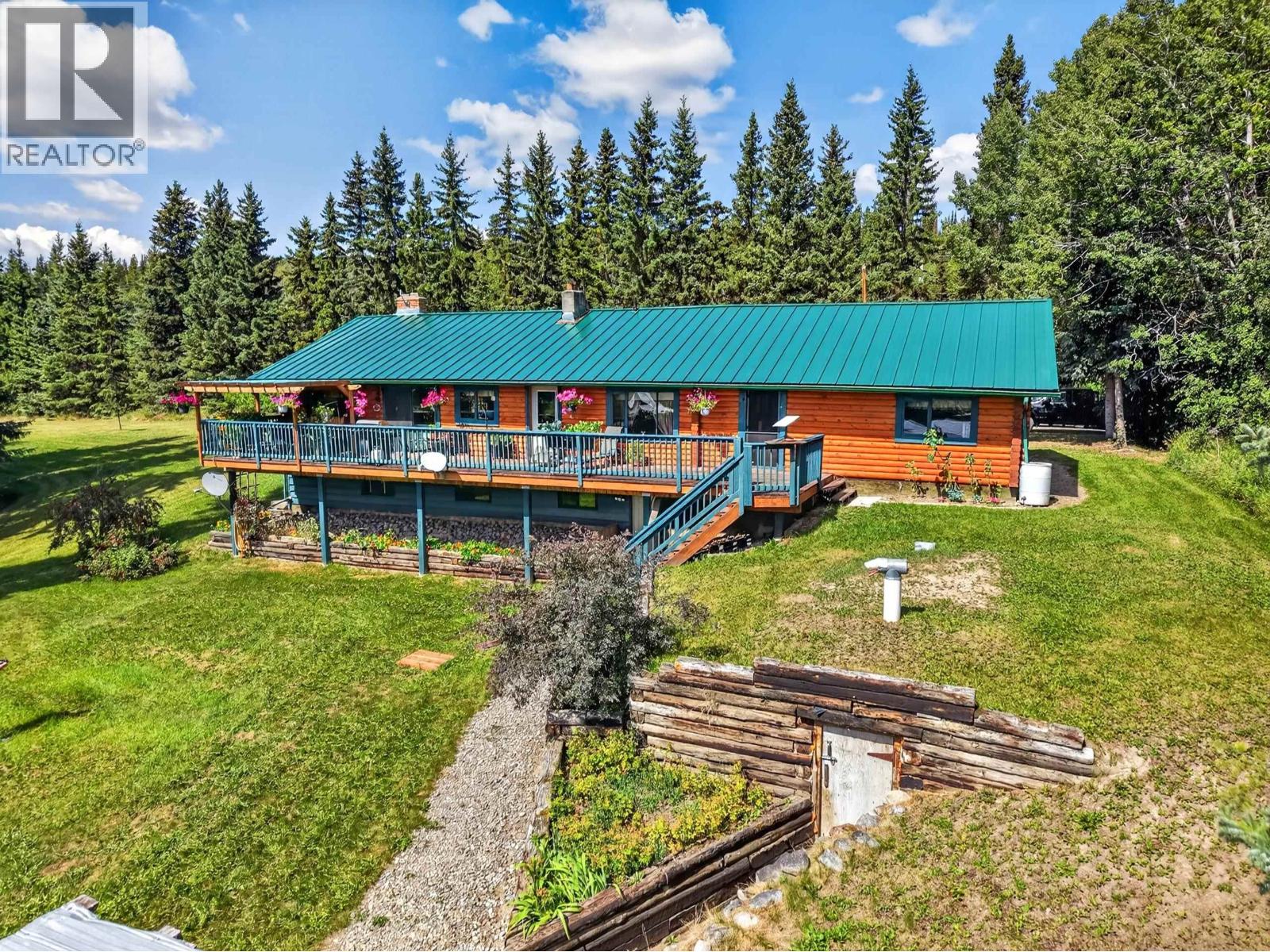717 Francois Lake Road, Fraser Lake, British Columbia  V0J 1S0 - Photo 2 - R3157509
