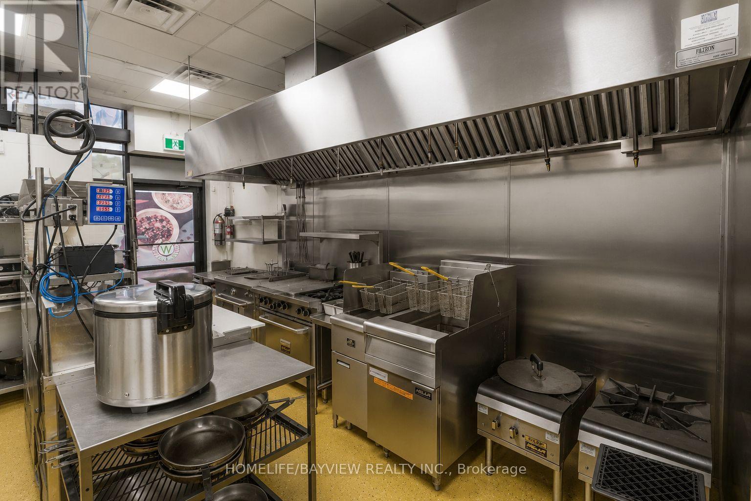 26 - 1901 Harwood Avenue N, Ajax, Ontario L1T 0K8 - Photo 7 - E13660910