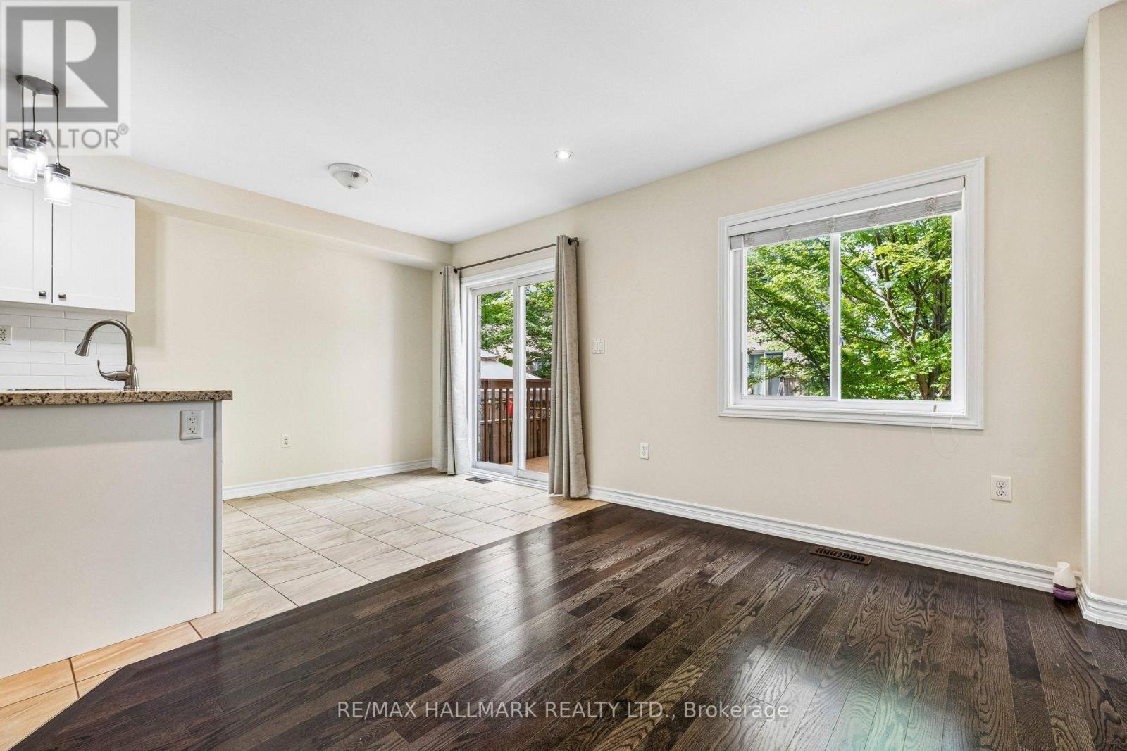 24 Markham Trail, Clarington, Ontario  L1C 0S4 - Photo 6 - E13693728