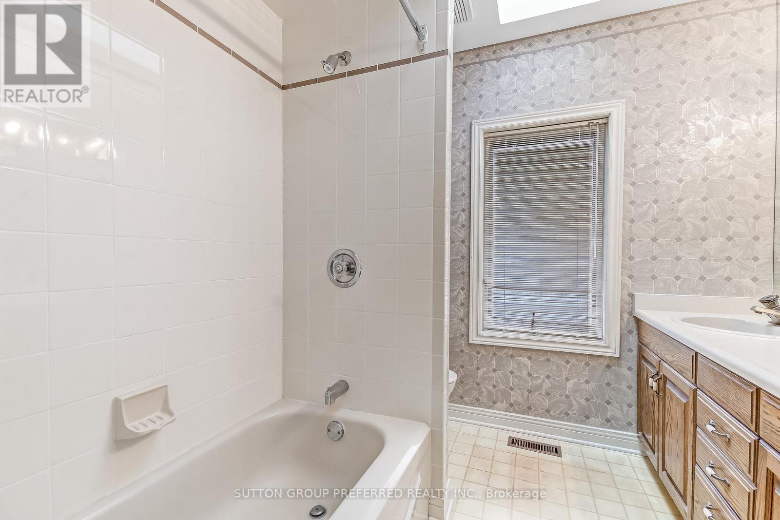 116 Hartson Road, London North, Ontario  N6H 4Z5 - Photo 17 - X13694886