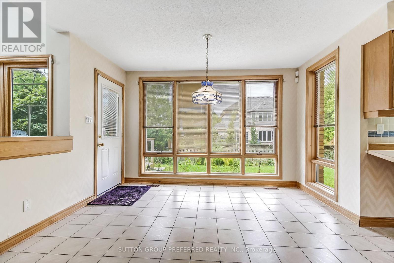 116 Hartson Road, London North, Ontario  N6H 4Z5 - Photo 6 - X13694886