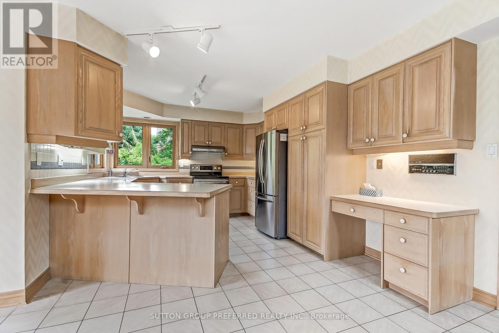 116 Hartson Road, London North, Ontario  N6H 4Z5 - Photo 7 - X13694886