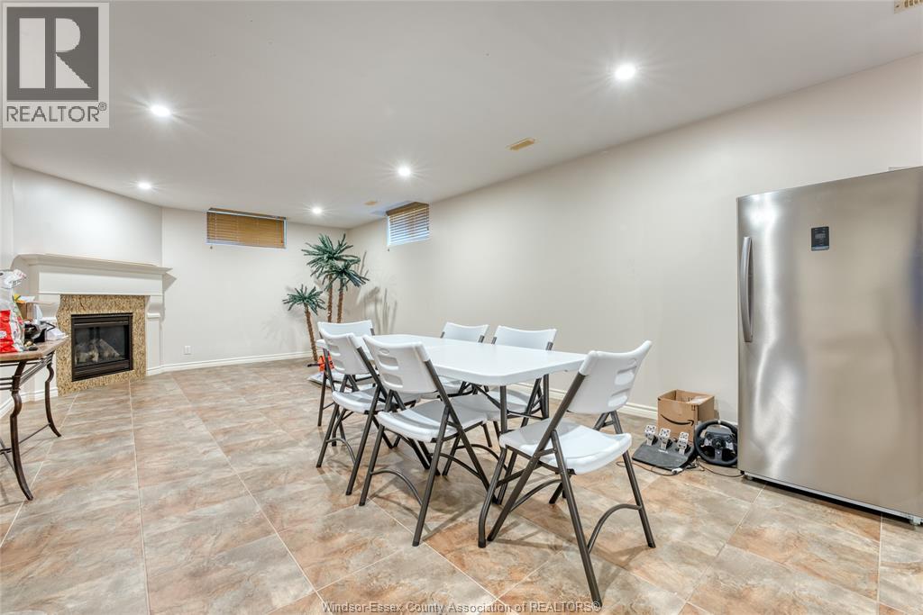201 Ellison, Leamington, Ontario  N8H 5J2 - Photo 28 - 26020333