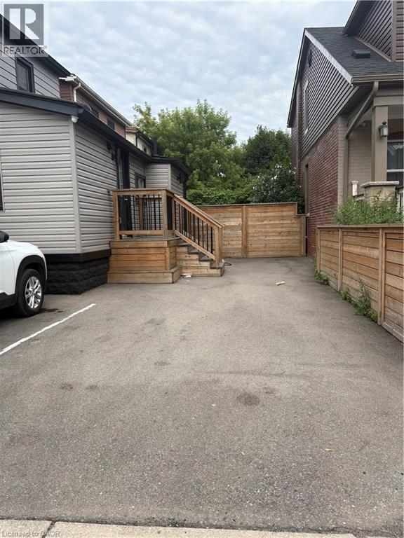 1090 Cannon Street E Unit# 2, Hamilton, Ontario  L8L 2J4 - Photo 11 - 40856972