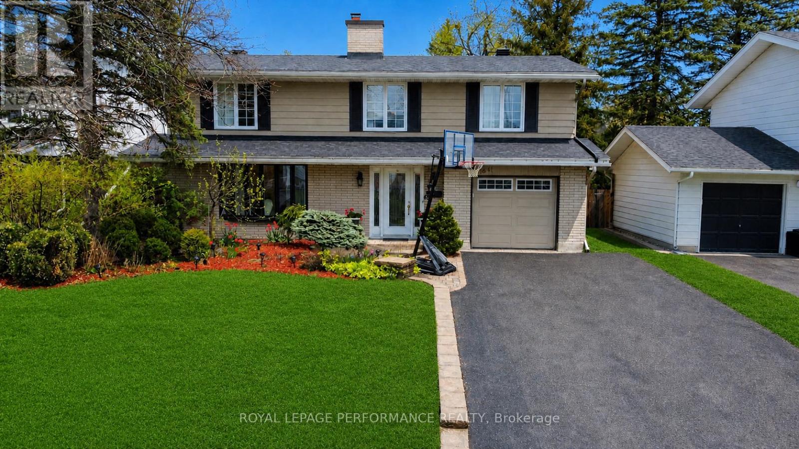 1841 BEATTIE AVENUE, Ottawa, Ontario