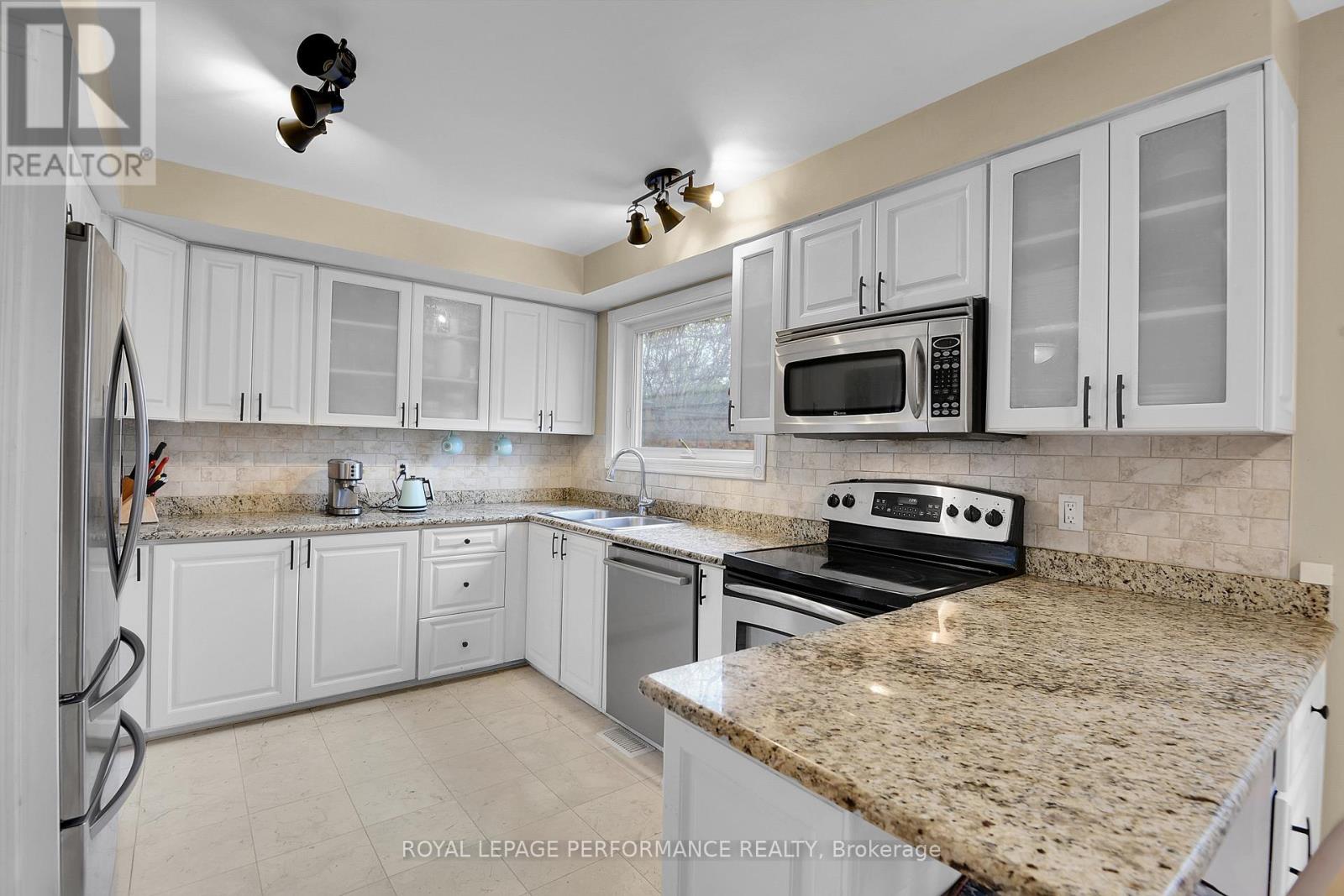 1841 Beattie Avenue, Ottawa, Ontario  K1H 5R7 - Photo 11 - X13694842