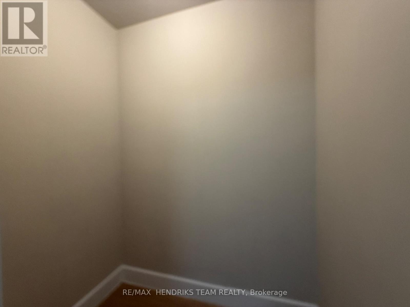 302 - 4982 Chrysler Avenue, Niagara Falls, Ontario  L2E 7B4 - Photo 11 - X13694868