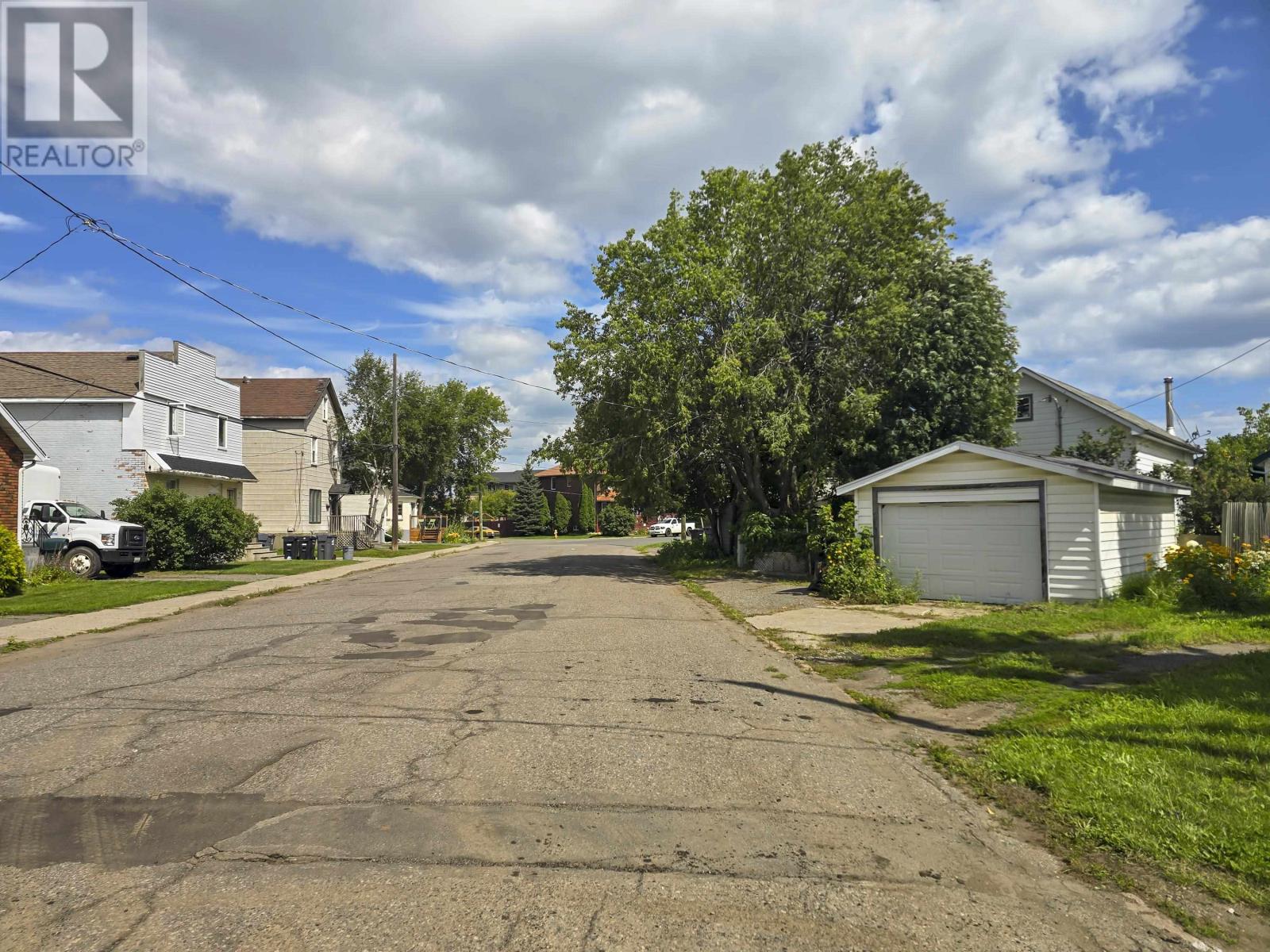 873 Minnesota St, Thunder Bay, Ontario  P7C 3L7 - Photo 35 - TB2602434