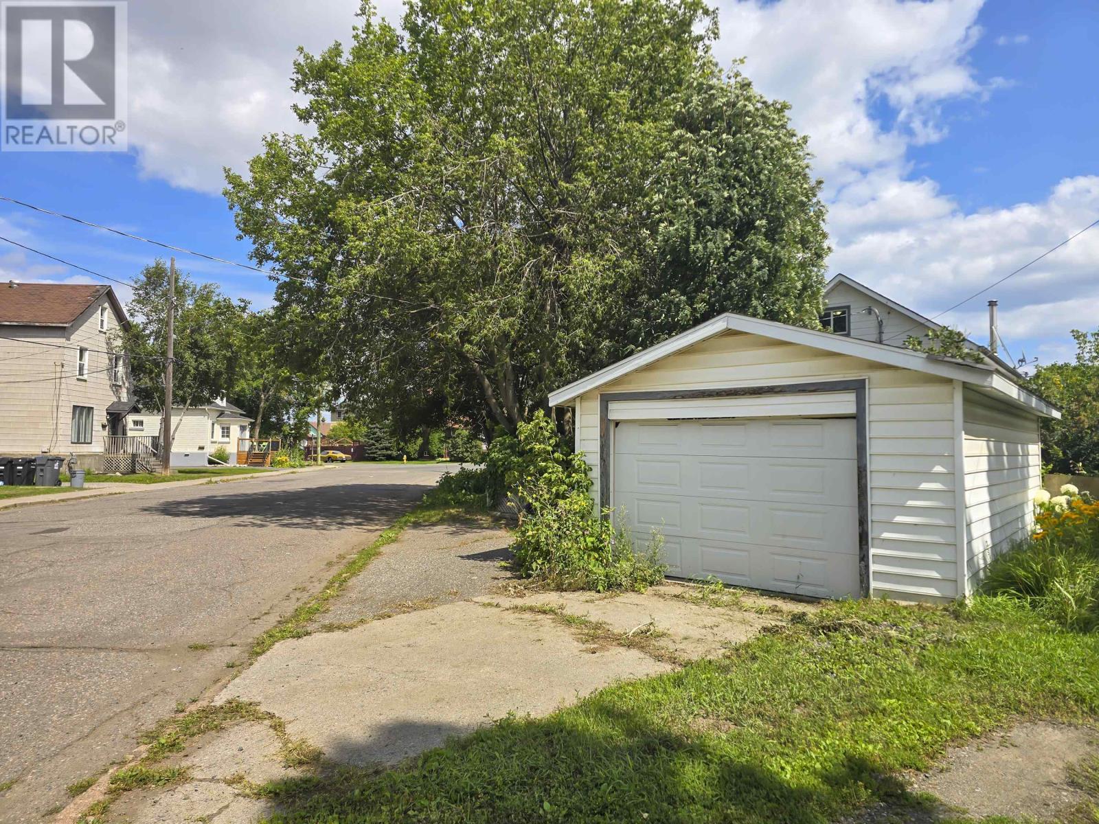 873 Minnesota St, Thunder Bay, Ontario  P7C 3L7 - Photo 36 - TB2602434