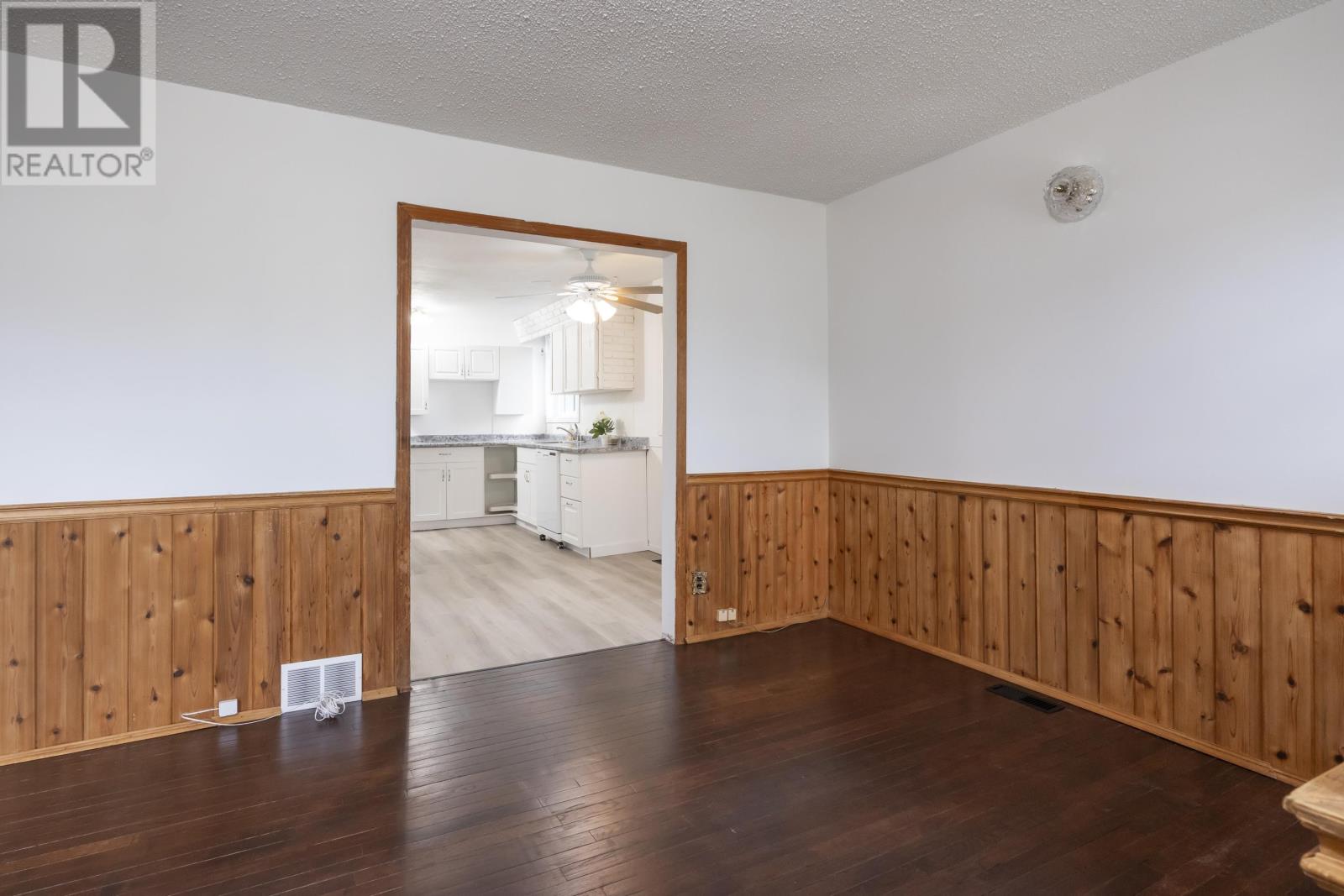873 Minnesota St, Thunder Bay, Ontario  P7C 3L7 - Photo 4 - TB2602434