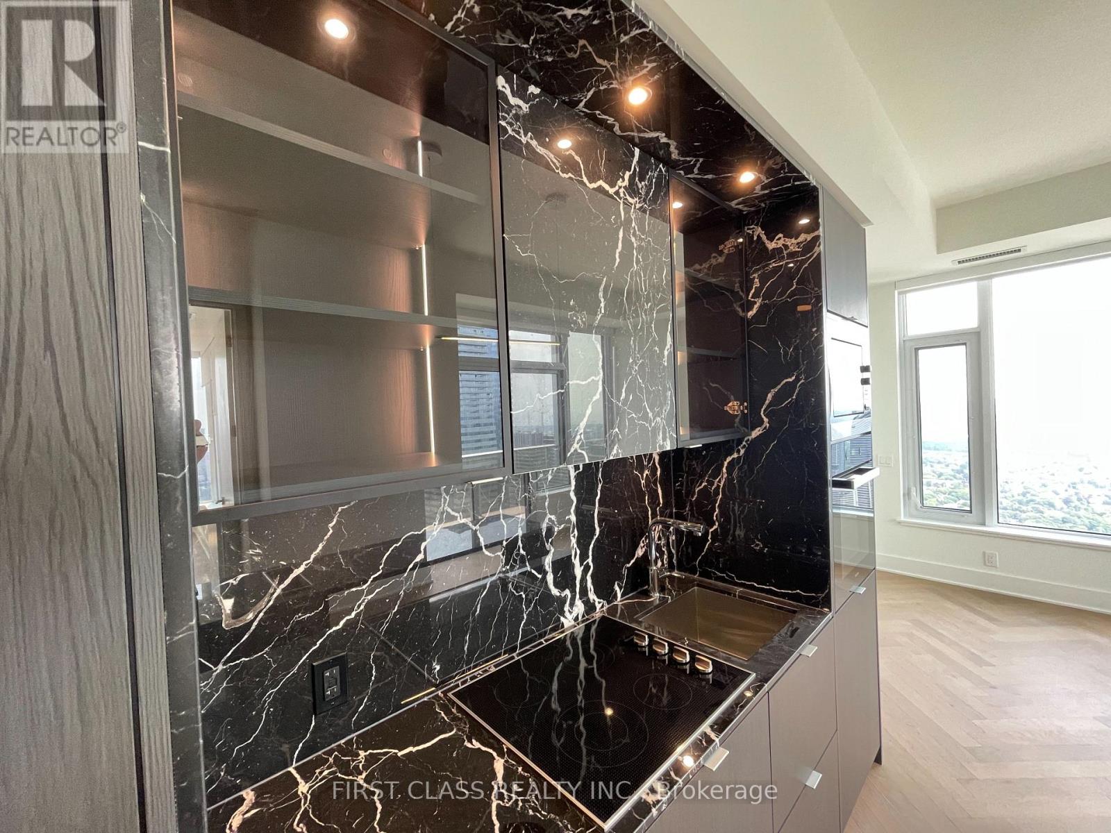 6307 - 11 Yorkville Avenue, Toronto, Ontario  M4W 0B7 - Photo 6 - C13694844