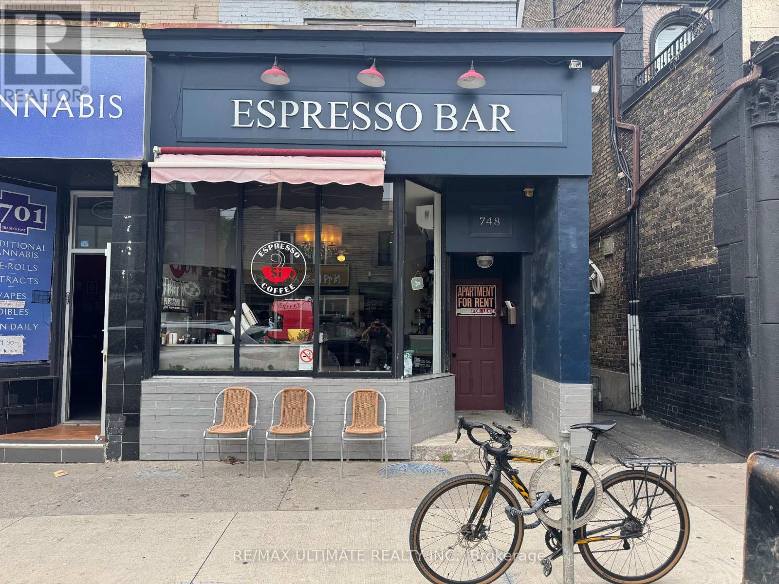 748 BROADVIEW AVENUE, Toronto, Ontario
