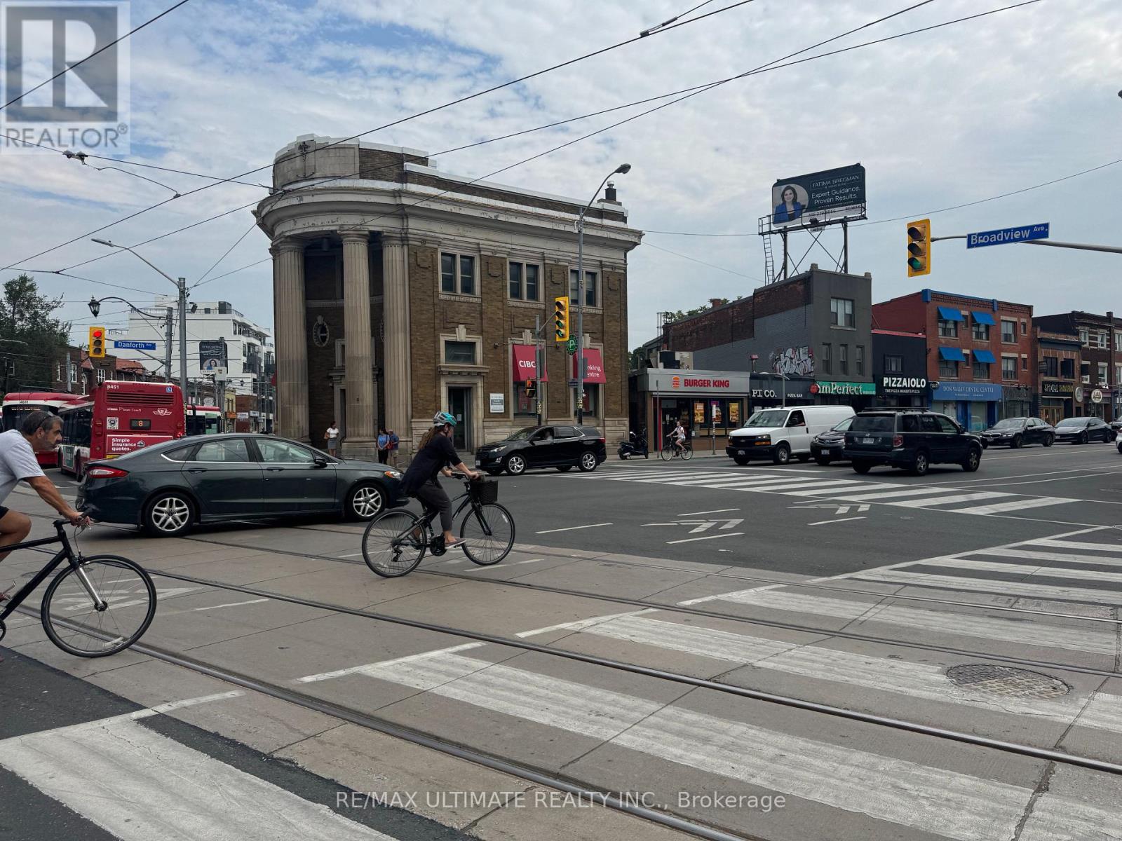 748 Broadview Avenue, Toronto, Ontario  M4K 2P1 - Photo 9 - E13694874