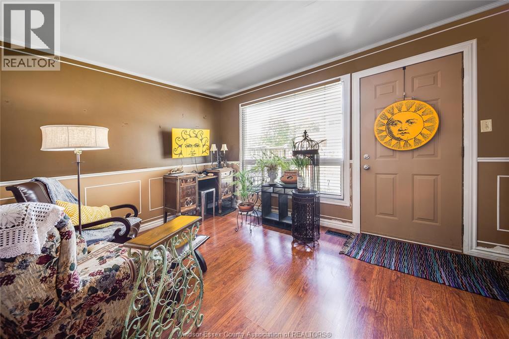 5492 Lassaline Ave #4, Windsor, Ontario  N8T 1A8 - Photo 7 - 26020216