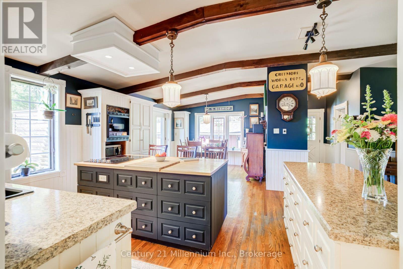 1851 6 Concession N, Clearview, Ontario L0M 1S0 - Photo 14 - S13694948