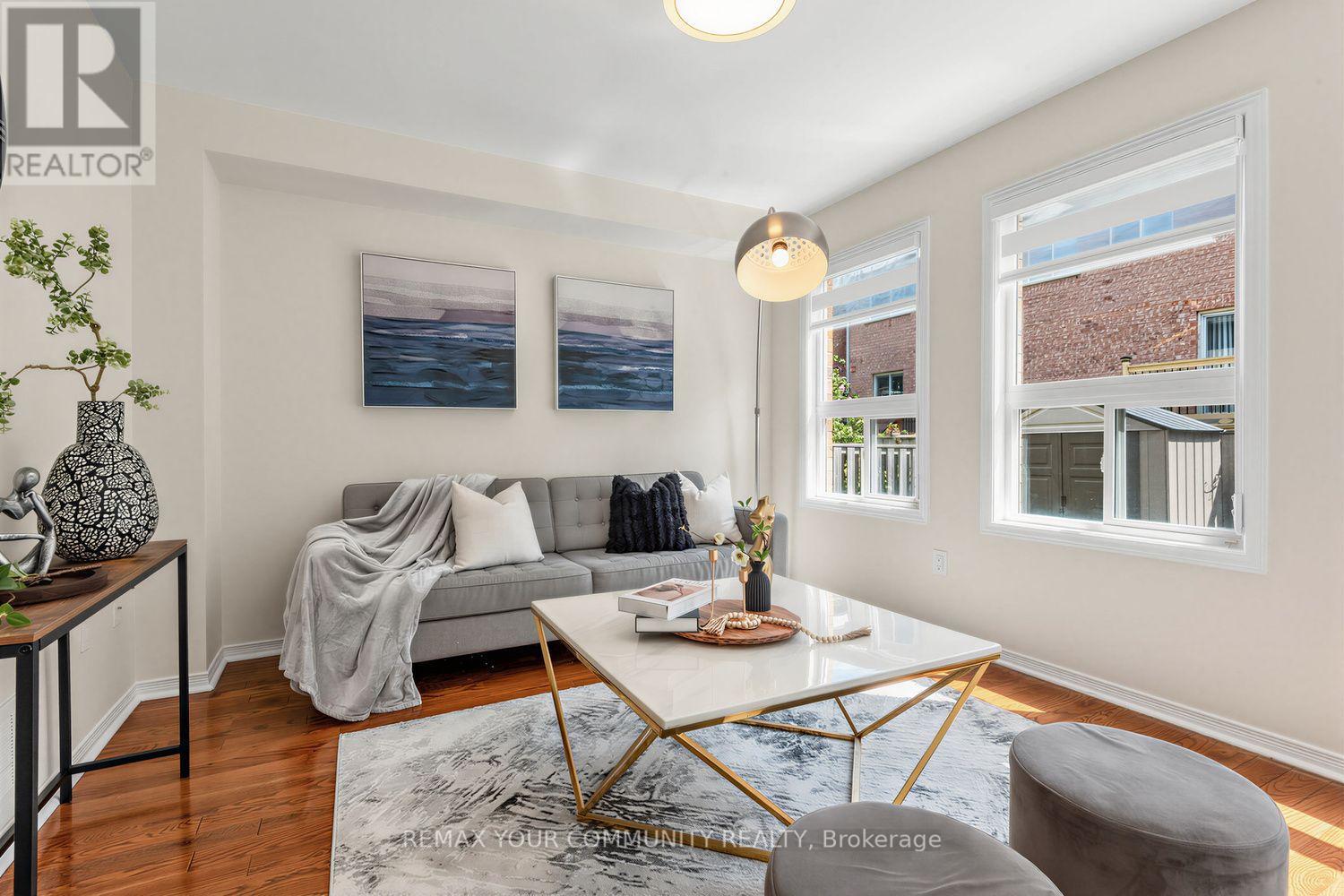 25 Bassett Avenue, Richmond Hill, Ontario  L4B 4J9 - Photo 7 - N13694864