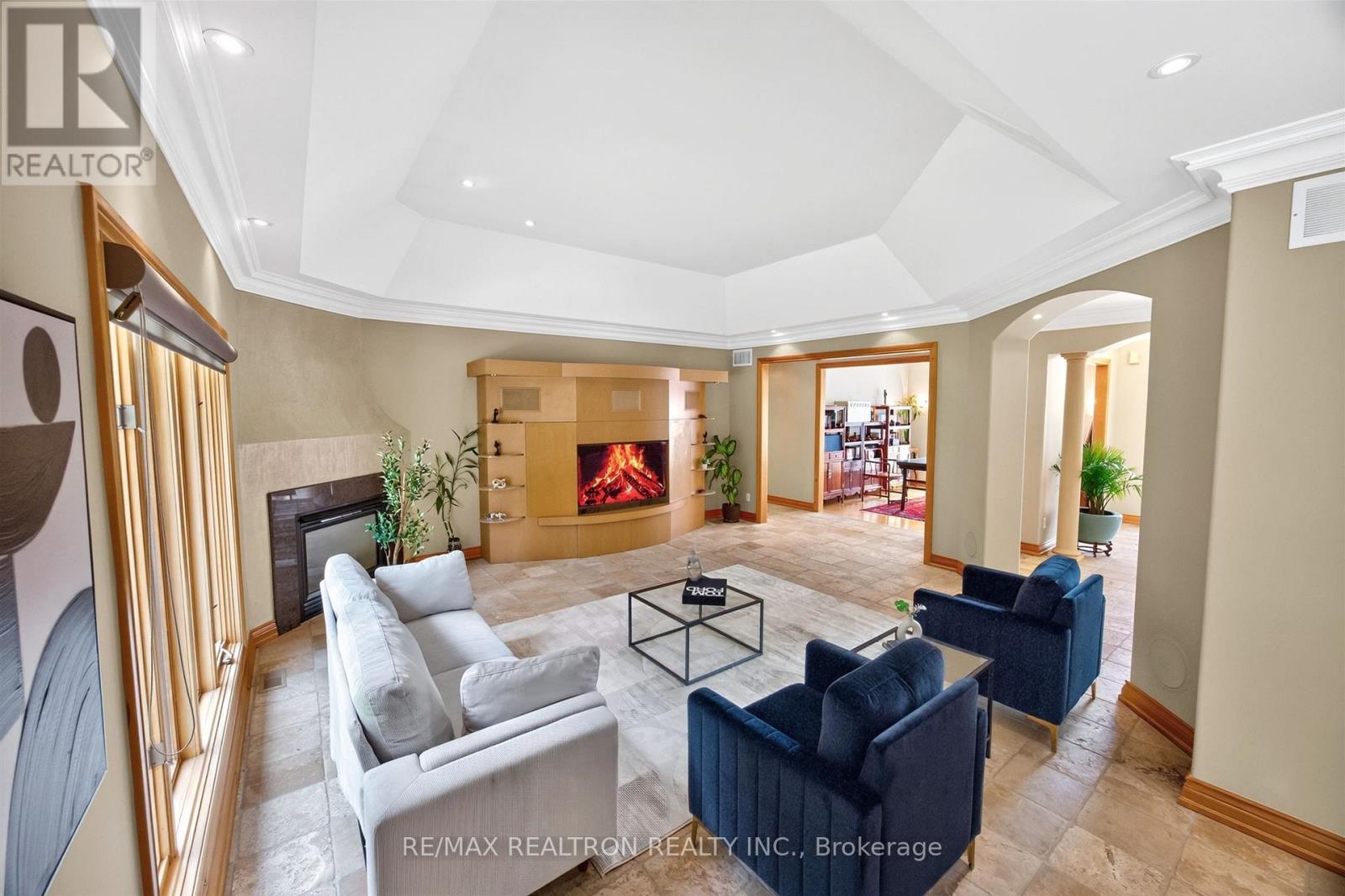 24 Maplehyrn Avenue, East Gwillimbury, Ontario  L0G 1V0 - Photo 16 - N13694900