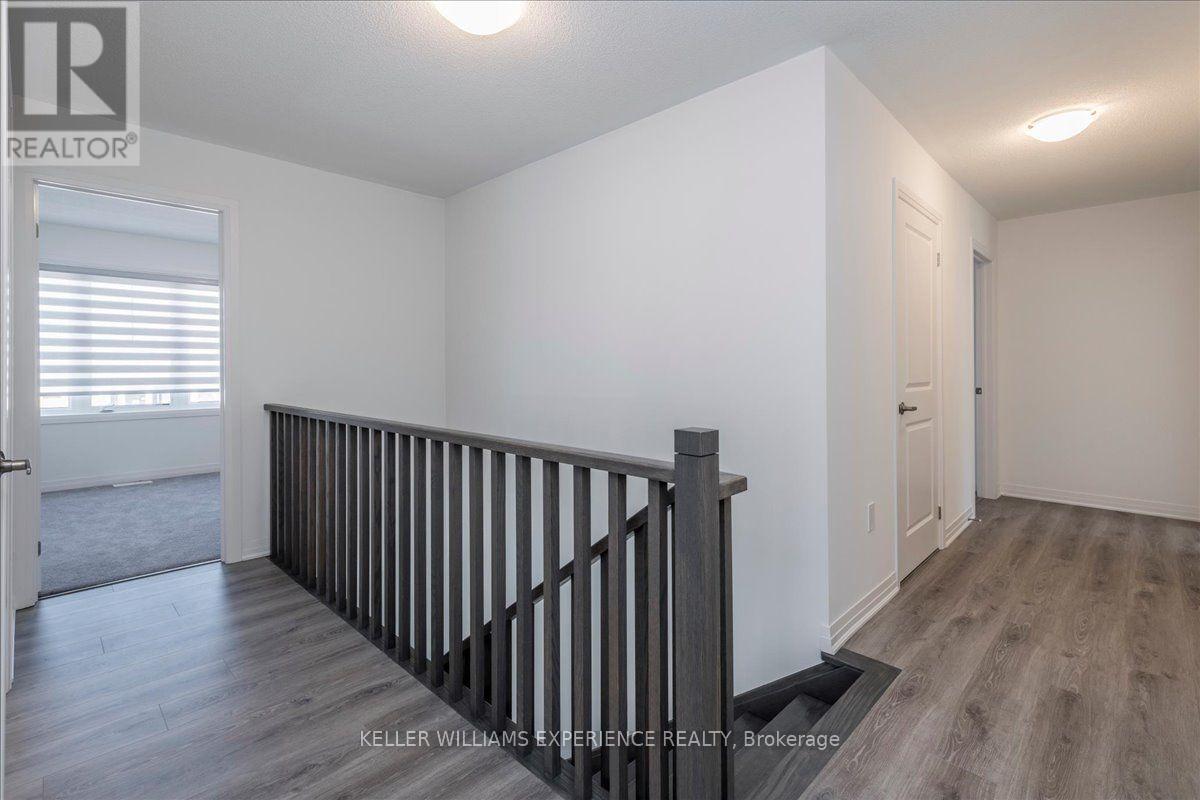 2 Sagewood Avenue, Barrie, Ontario  L9J 0L1 - Photo 12 - S13694854