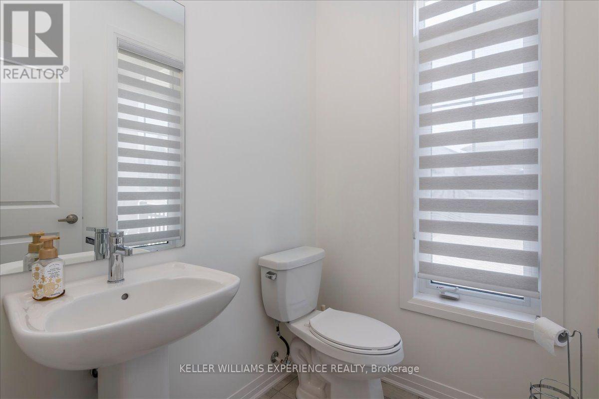 2 Sagewood Avenue, Barrie, Ontario  L9J 0L1 - Photo 4 - S13694854
