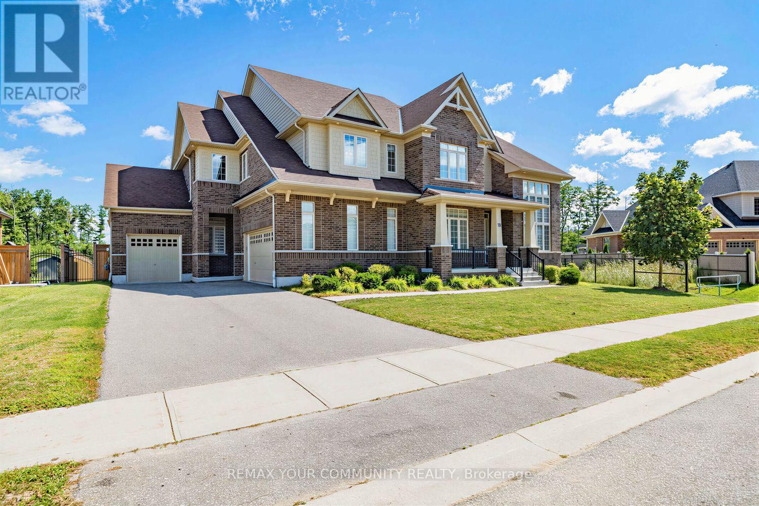 19 Redmond Crescent, Springwater, Ontario  L9X 1Z8 - Photo 8 - S13694872