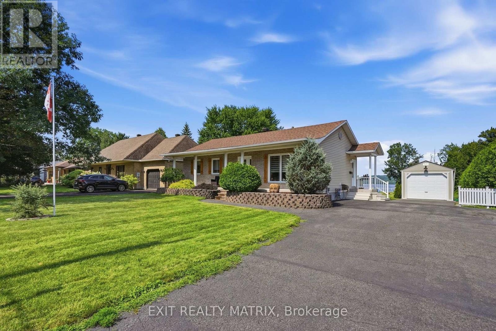 554 FRONT ROAD, Champlain, Ontario