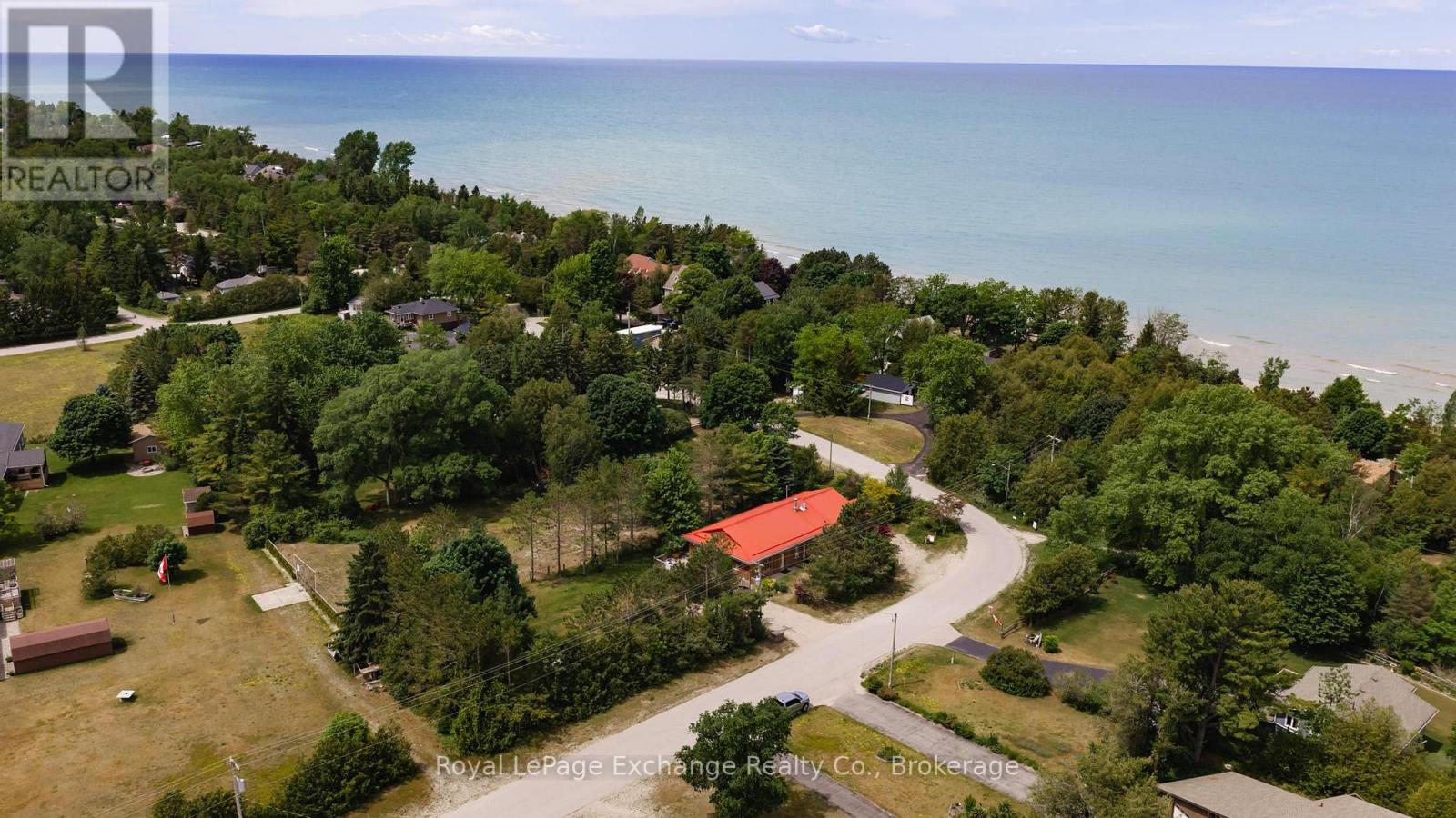 141 Bell Drive, Huron-Kinloss, Ontario  N2Z 2X3 - Photo 1 - X13694880