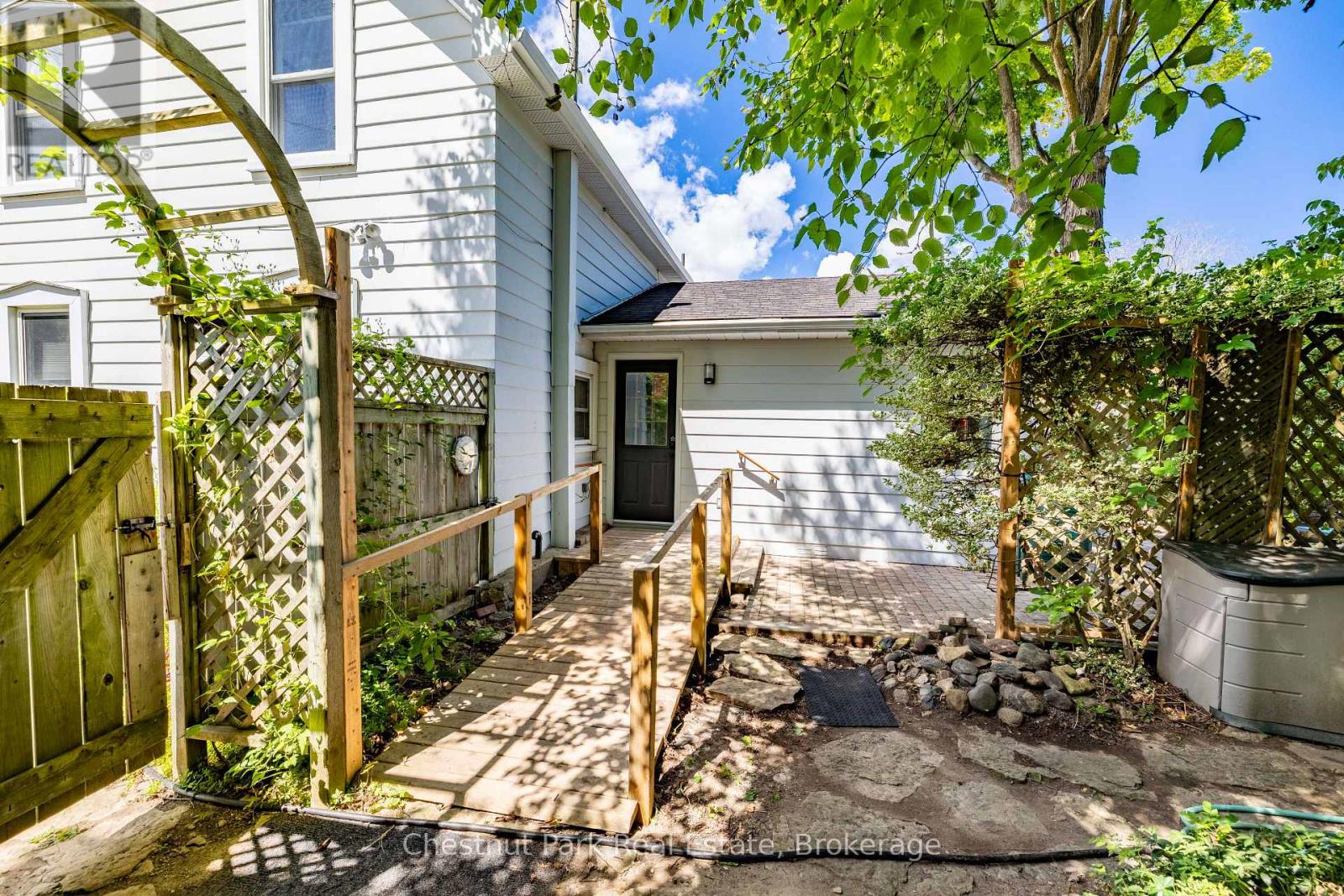 755 4th Avenue E, Owen Sound, Ontario  N4K 2N5 - Photo 35 - X13694934