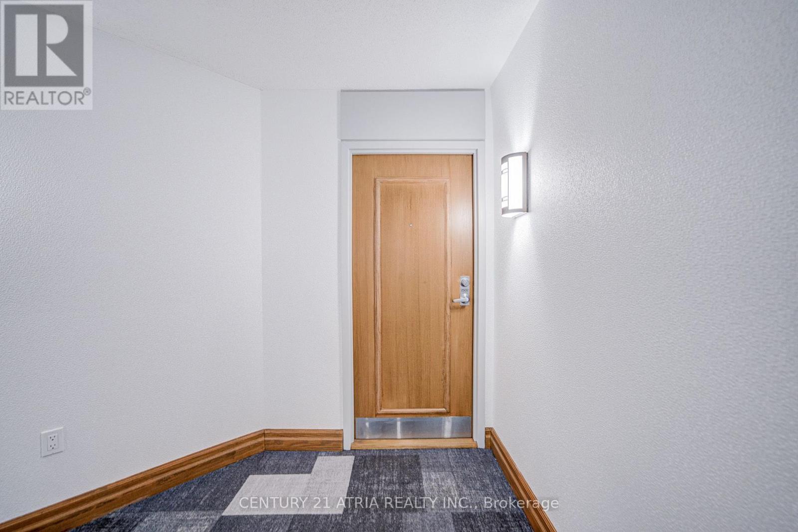 2502 - 5 Concorde Place, Toronto, Ontario  M3C 3M8 - Photo 3 - C13411866
