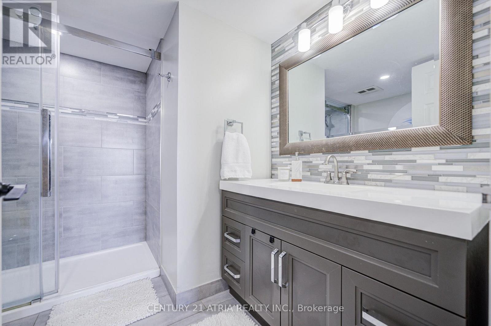 2502 - 5 Concorde Place, Toronto, Ontario  M3C 3M8 - Photo 37 - C13411866