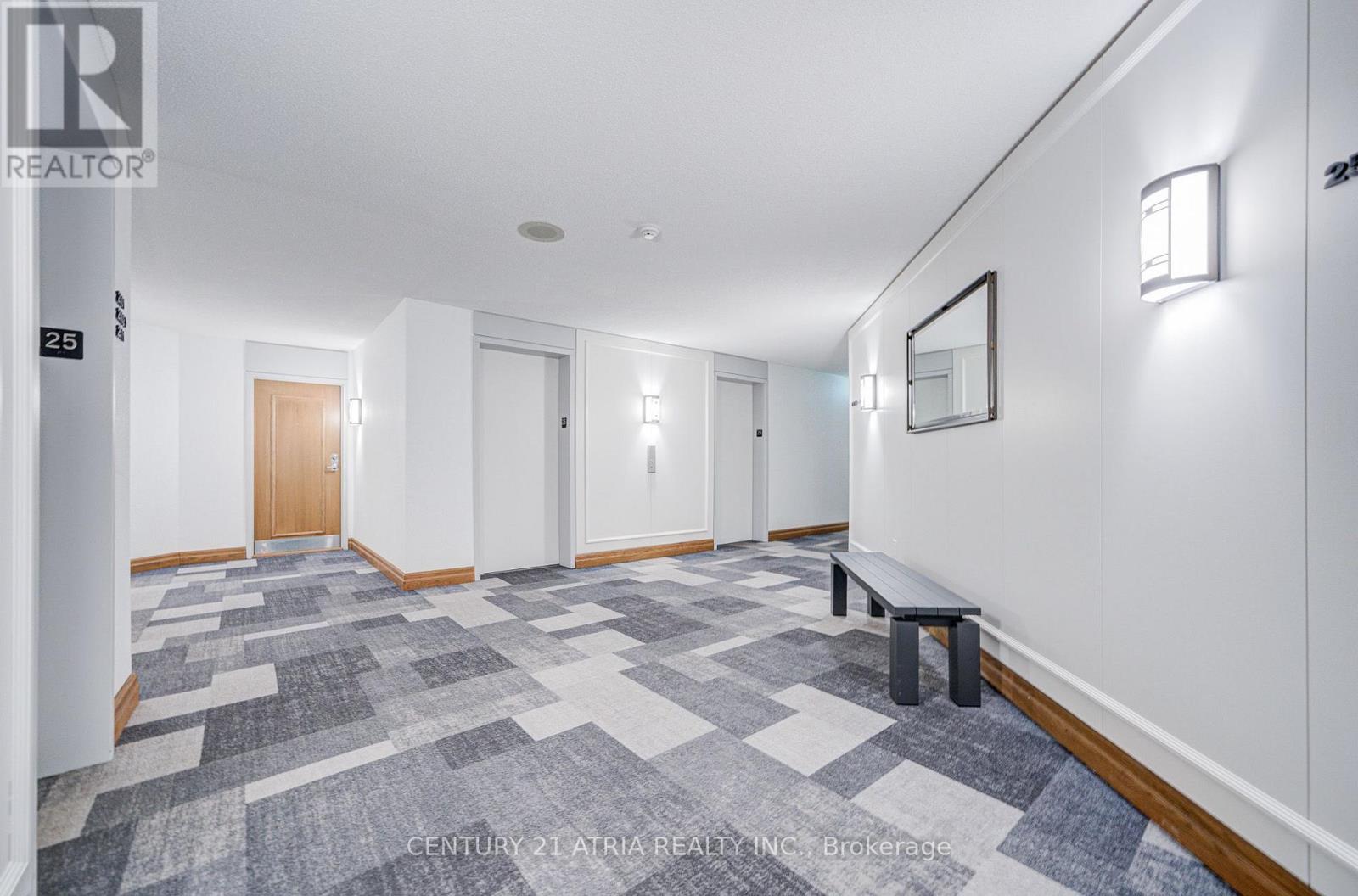 2502 - 5 Concorde Place, Toronto, Ontario  M3C 3M8 - Photo 4 - C13411866