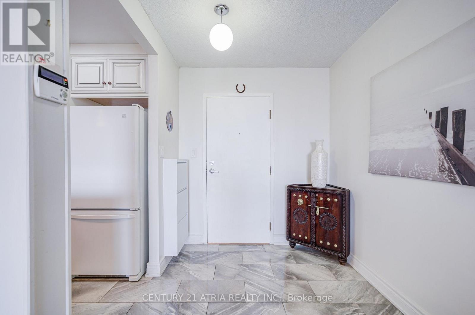 2502 - 5 Concorde Place, Toronto, Ontario  M3C 3M8 - Photo 5 - C13411866