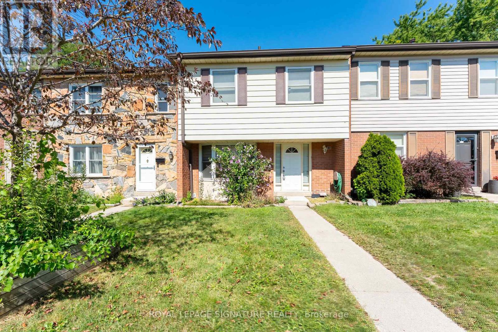 40 - 2825 GANANOQUE DRIVE, Mississauga, Ontario