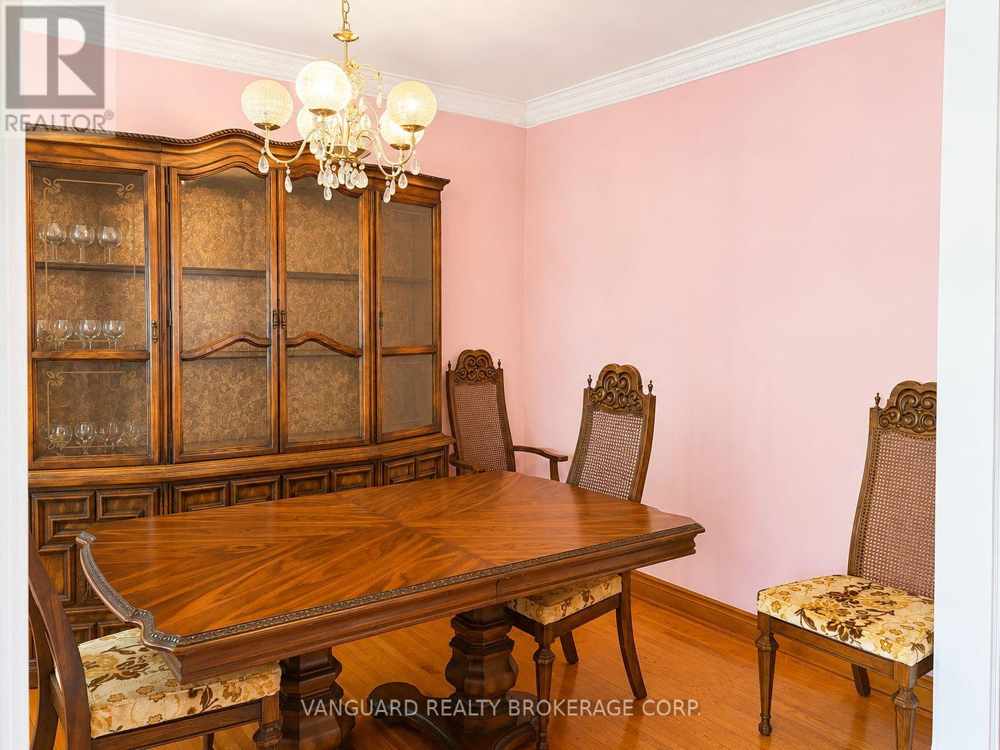 43 Spalding Road, Toronto, Ontario  M3K 1J8 - Photo 8 - W13694866