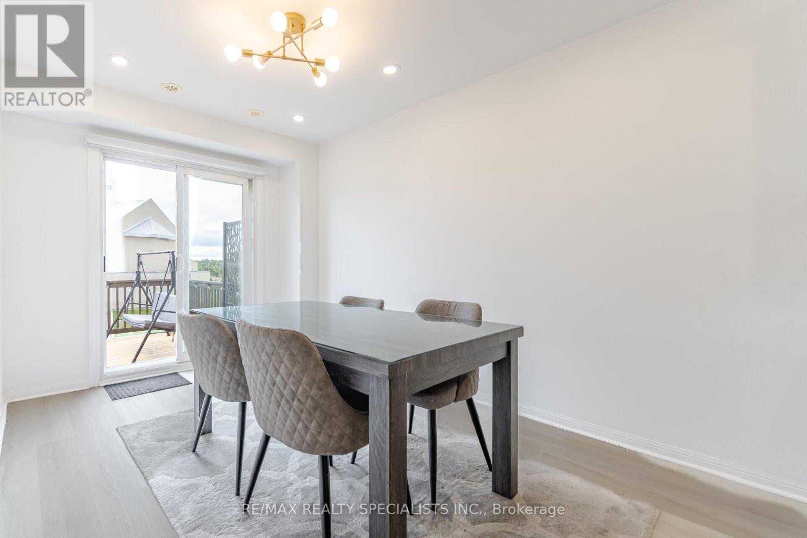 81 Vanhorne Close, Brampton, Ontario  L7A 0X9 - Photo 14 - W13694876