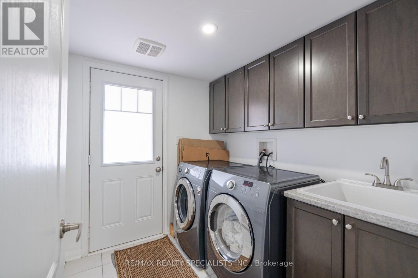 81 Vanhorne Close, Brampton, Ontario  L7A 0X9 - Photo 34 - W13694876