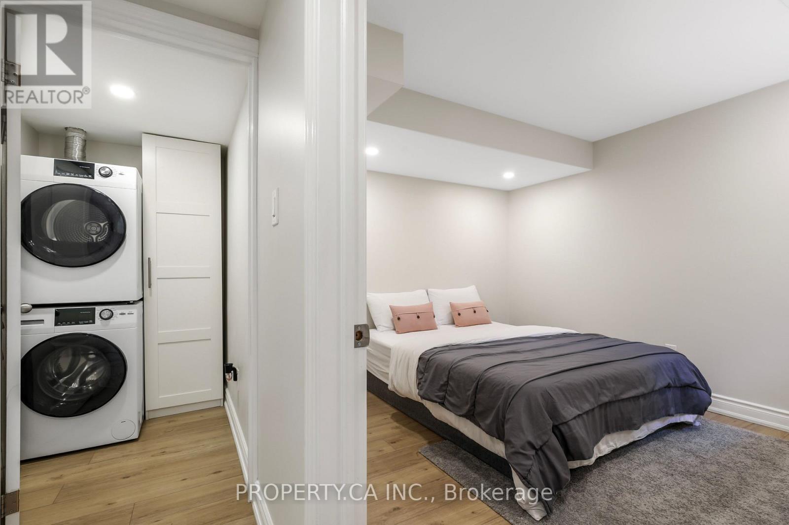 Lower - 891 Willowbank Trail, Mississauga, Ontario  L4W 3M2 - Photo 17 - W13694894