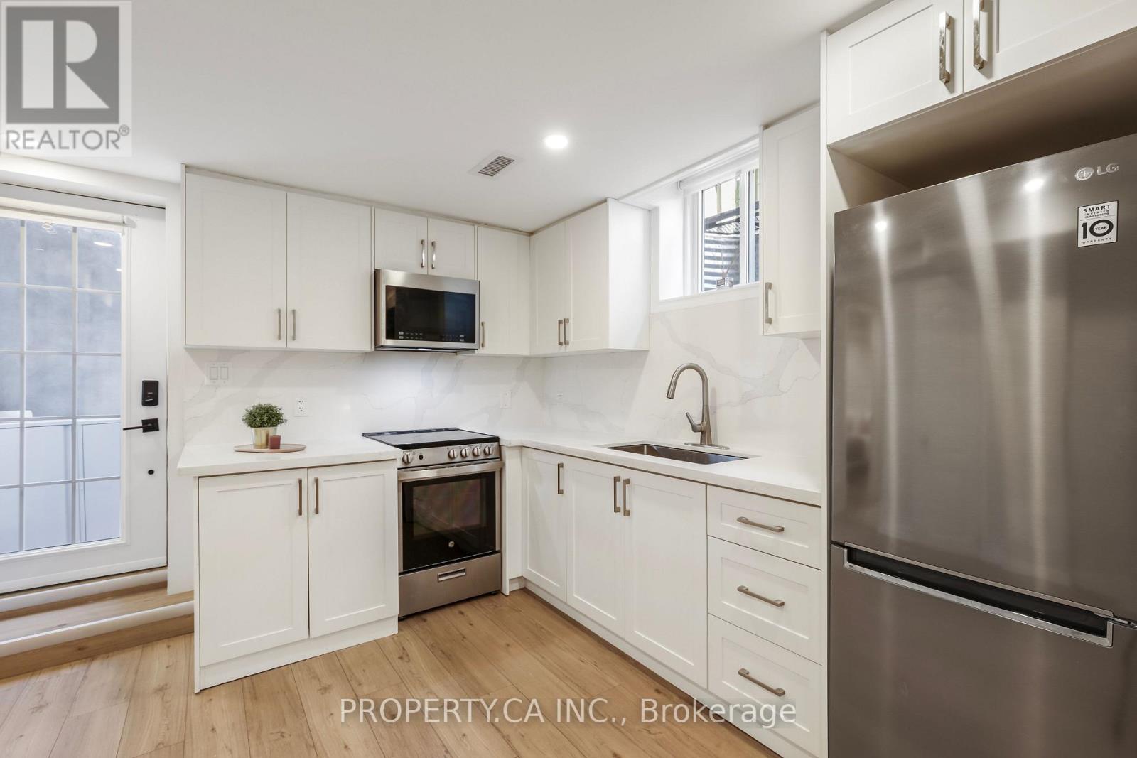 Lower - 891 Willowbank Trail, Mississauga, Ontario  L4W 3M2 - Photo 5 - W13694894