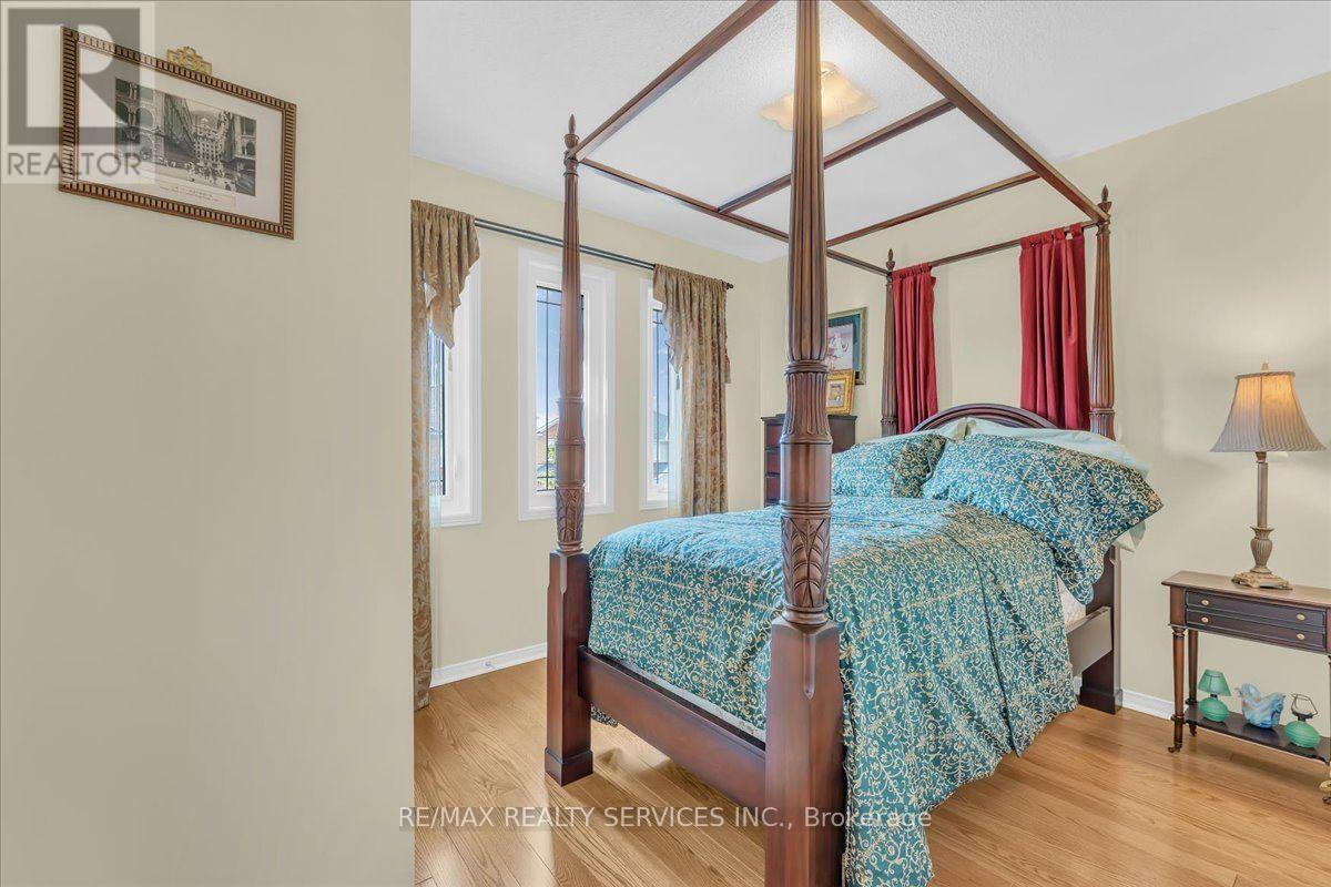 49 Tanglemere Crescent, Brampton, Ontario  L7A 1R8 - Photo 27 - W13694912