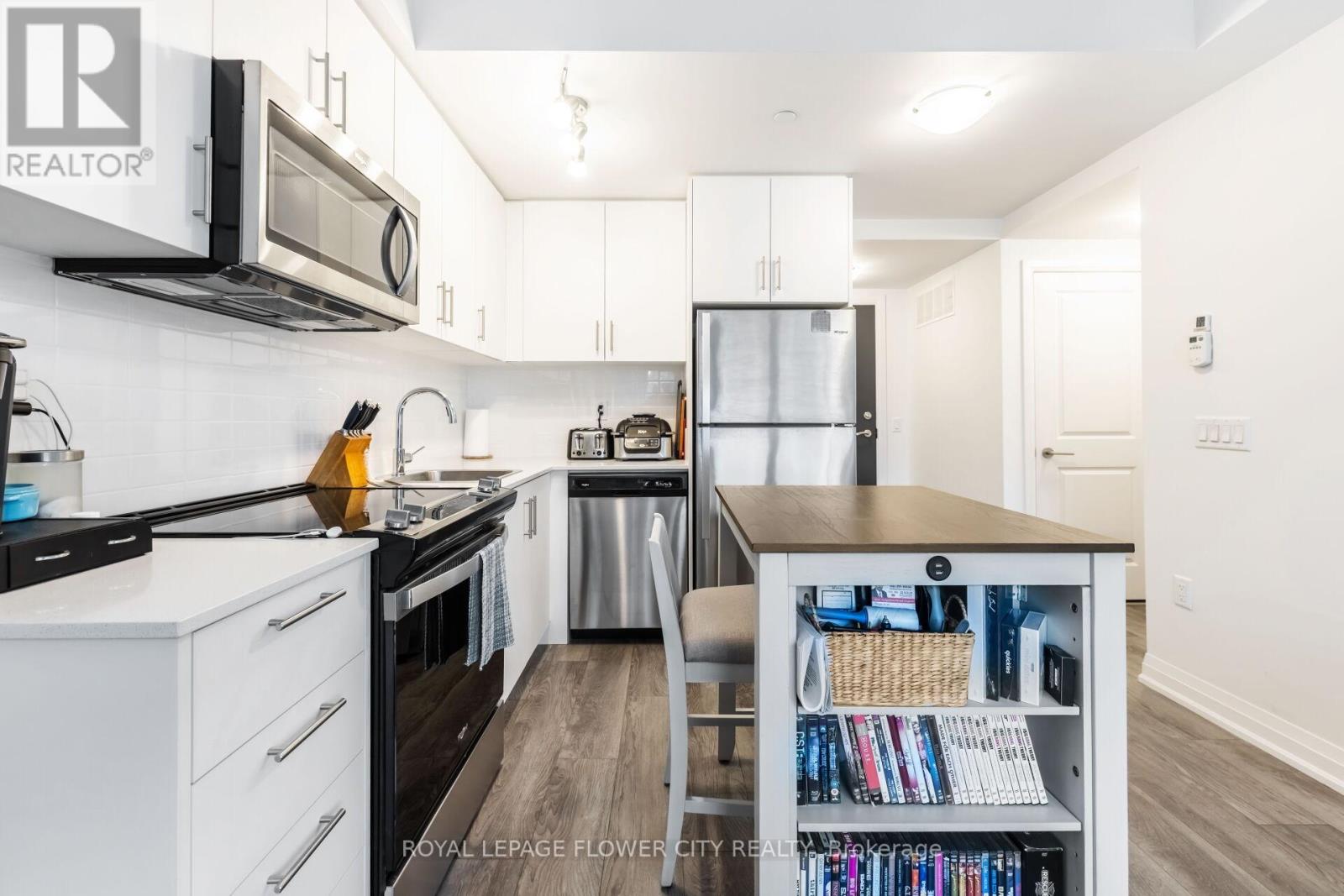 269 - 65 Attmar Drive E, Brampton, Ontario  L6P 0Y6 - Photo 17 - W13694914