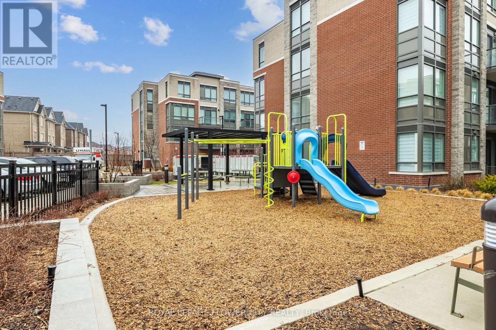 269 - 65 Attmar Drive E, Brampton, Ontario  L6P 0Y6 - Photo 34 - W13694914
