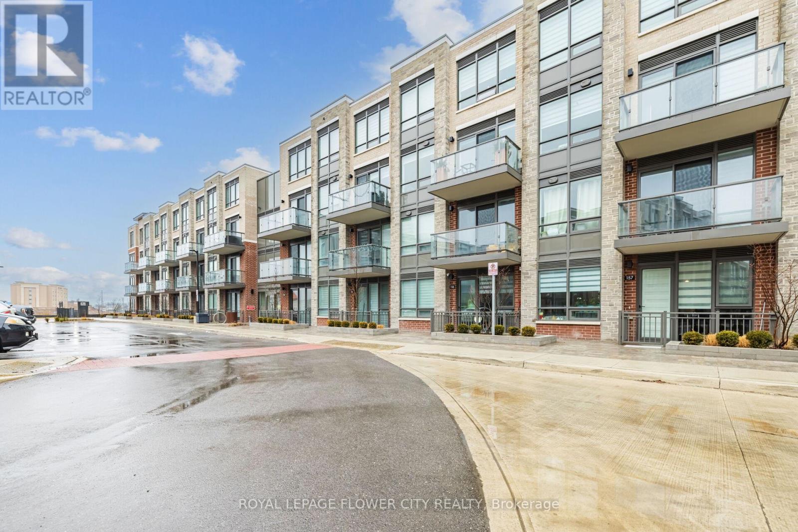 269 - 65 Attmar Drive E, Brampton, Ontario  L6P 0Y6 - Photo 4 - W13694914
