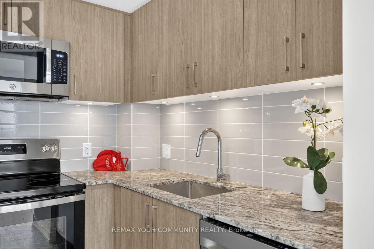 1602 - 4010 Eglinton Avenue, Toronto, Ontario  M9A 0G5 - Photo 13 - W13694930