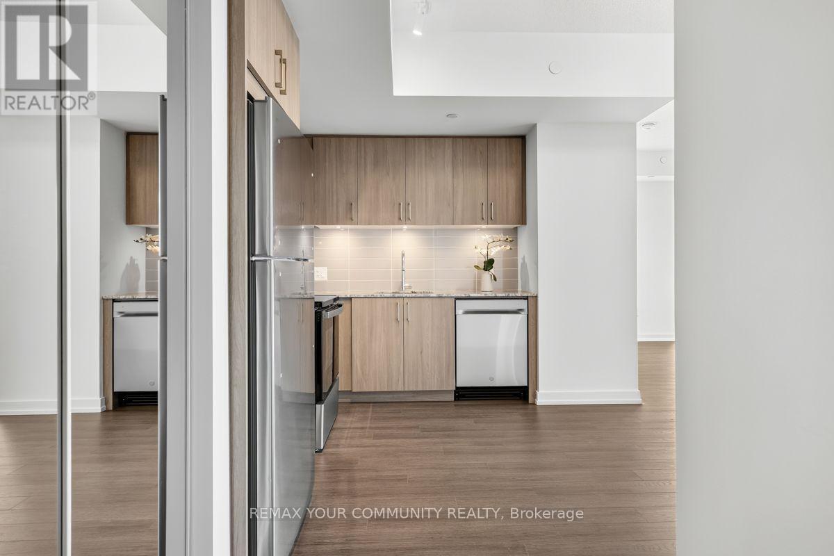1602 - 4010 Eglinton Avenue, Toronto, Ontario  M9A 0G5 - Photo 6 - W13694930