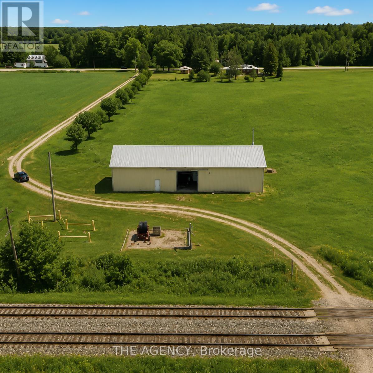 686455 Highway 2, Blandford-Blenheim, Ontario  N0J 1V0 - Photo 3 - X13694890