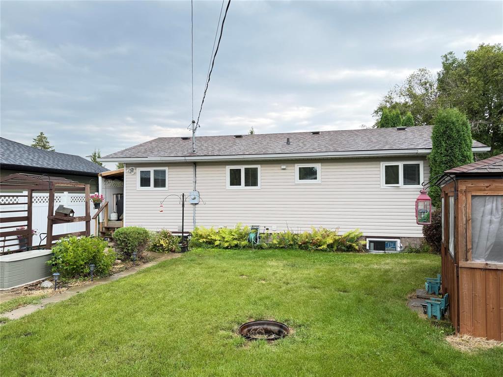 545 3rd Avenue, Rivers, Manitoba  R0K 1X0 - Photo 7 - 202620321