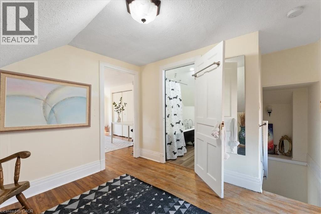 4917 King Street E, Beamsville, Ontario  L0R 1B0 - Photo 26 - 40856332
